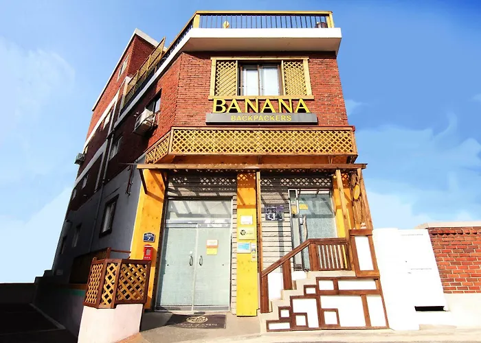 Banana Backpackers